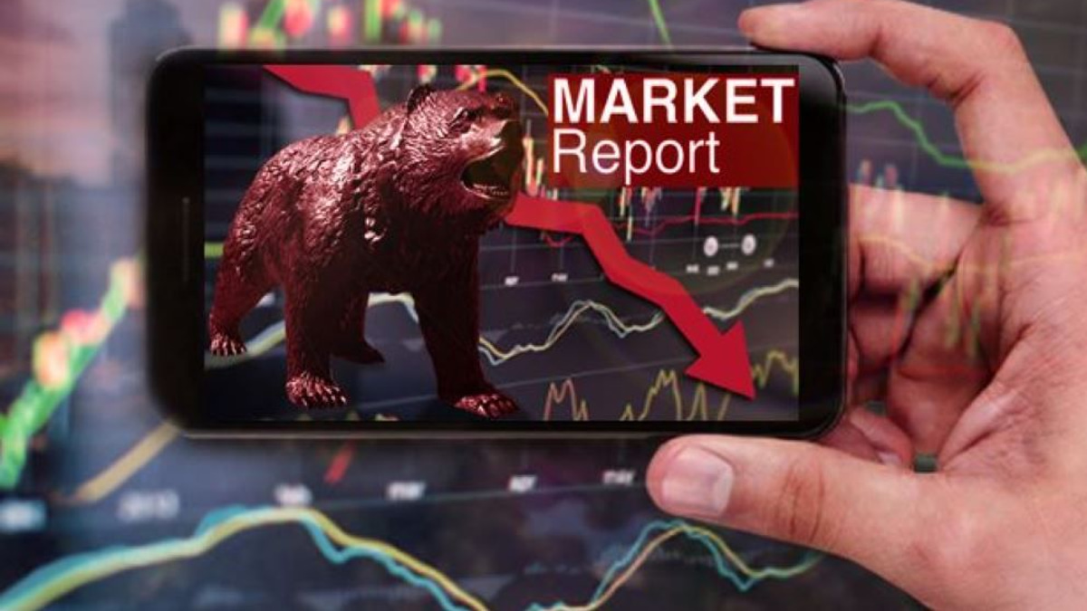 FBM KLCI Slides for Third Day as Late Selling Undoes Midday Gains