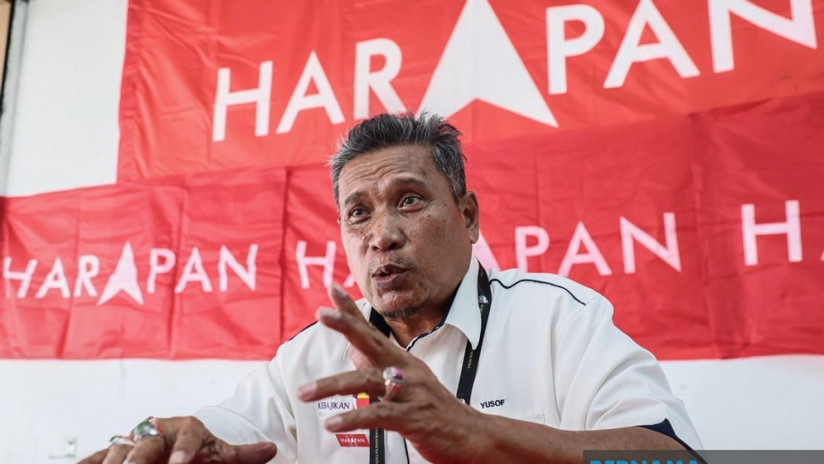 Md Yusof Charts Course for Tenggaroh with Focus on Second-Generation Felda Settlers