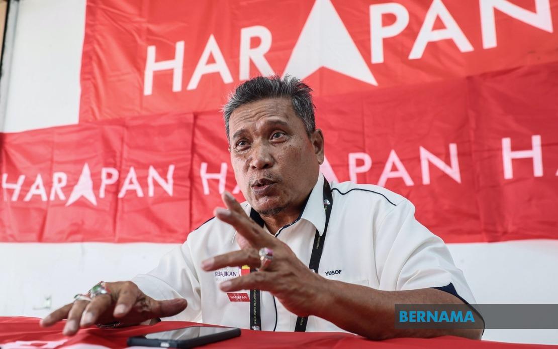 Md Yusof Charts Course for Tenggaroh with Focus on Second-Generation Felda Settlers