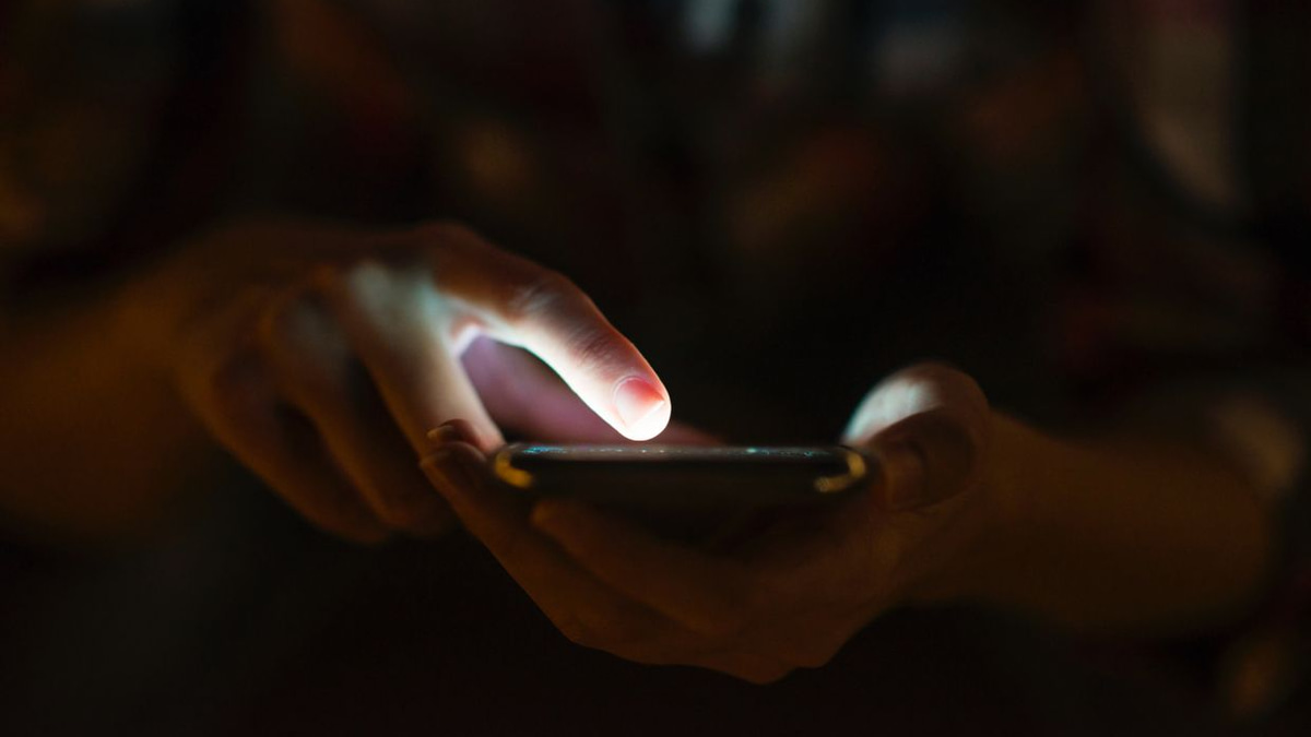 Malaysia's Social Media Ban for Under-16s: Mental Health Experts Divided on Benefits and Risks