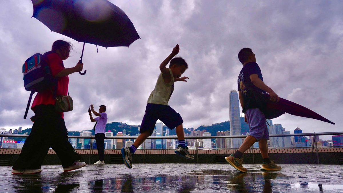 Hong Kong's Record Heat Wave Breaks, Rain Finally Arrives After Sweltering Week