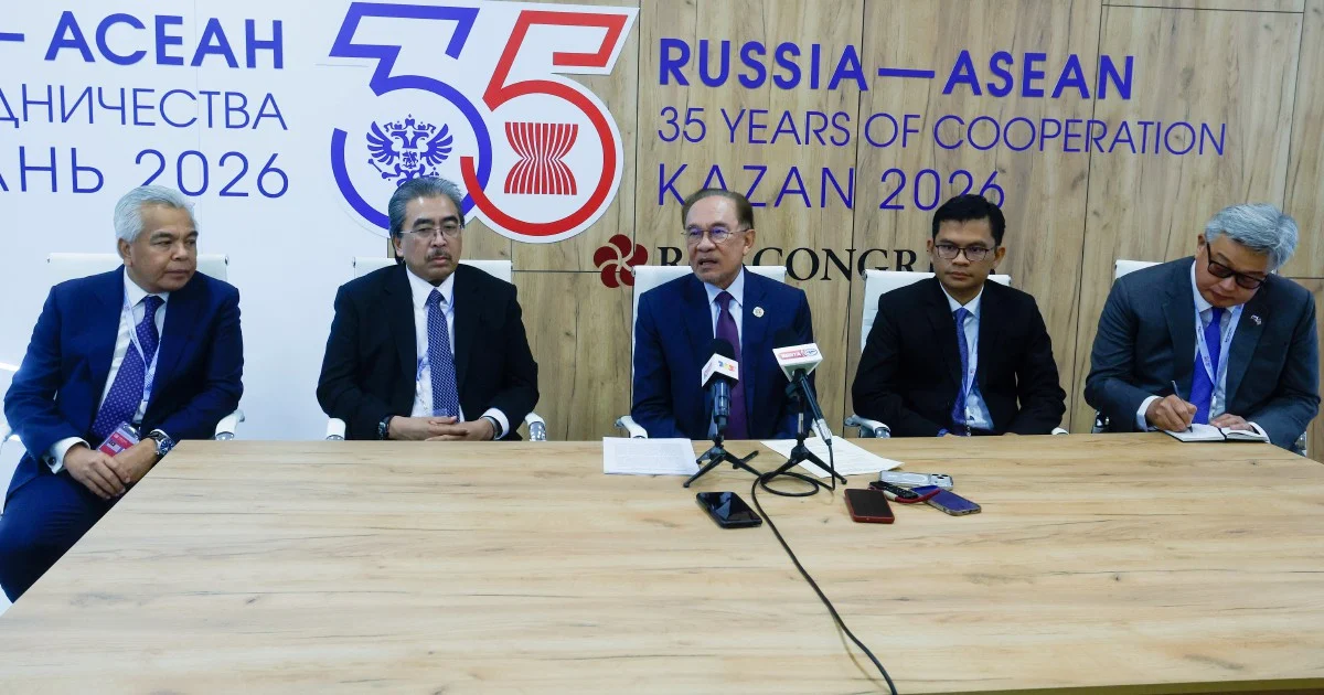 Anwar pushes visa-free travel for Russian tourists as Malaysia ramps up tourism recovery