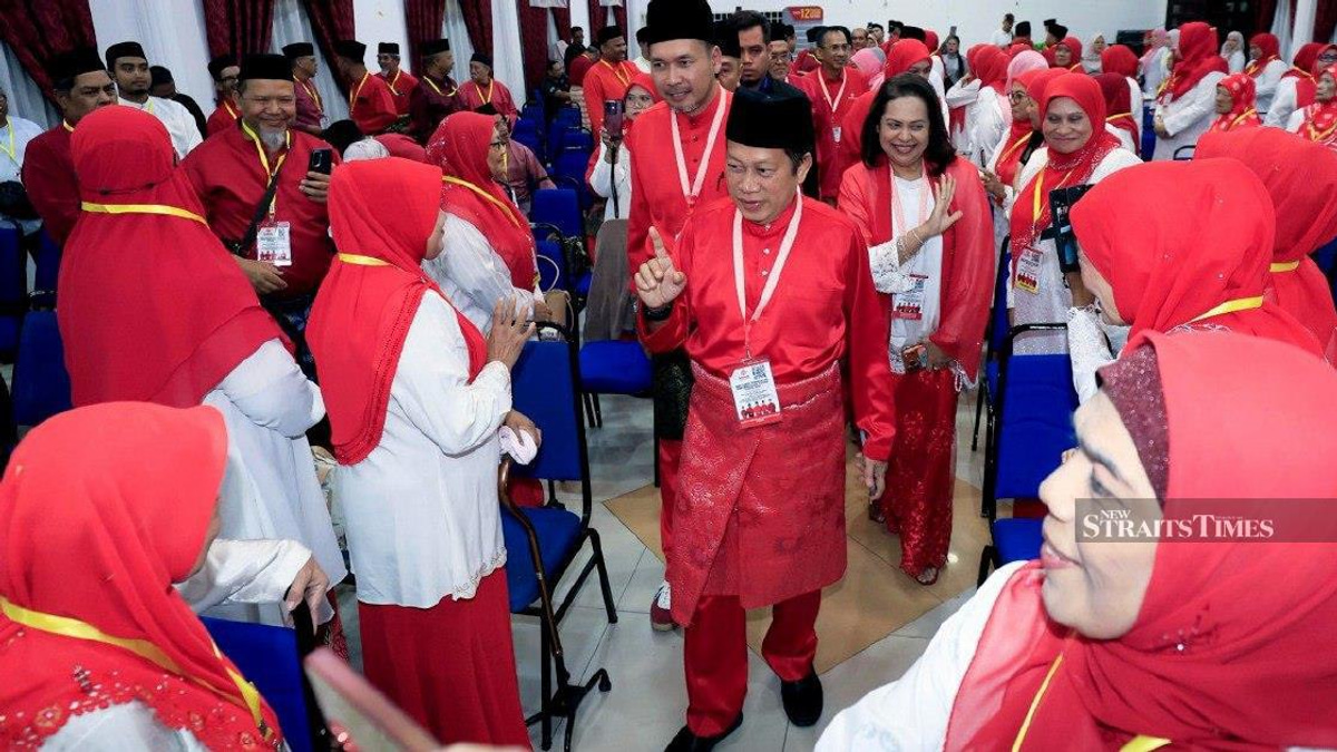 BN Can Compete Effectively Against PN, Says Umno Leader Ahmad Maslan