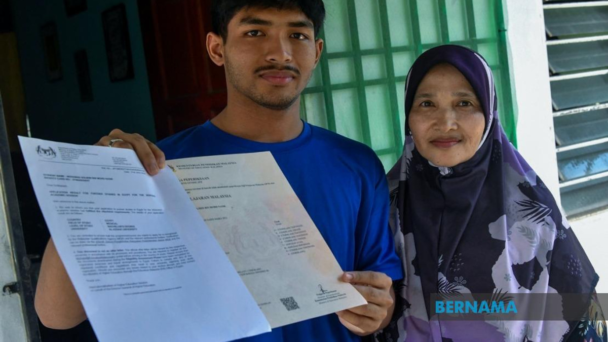MARA Steps In to Fund Al-Azhar Medical Dream for Orphaned Student