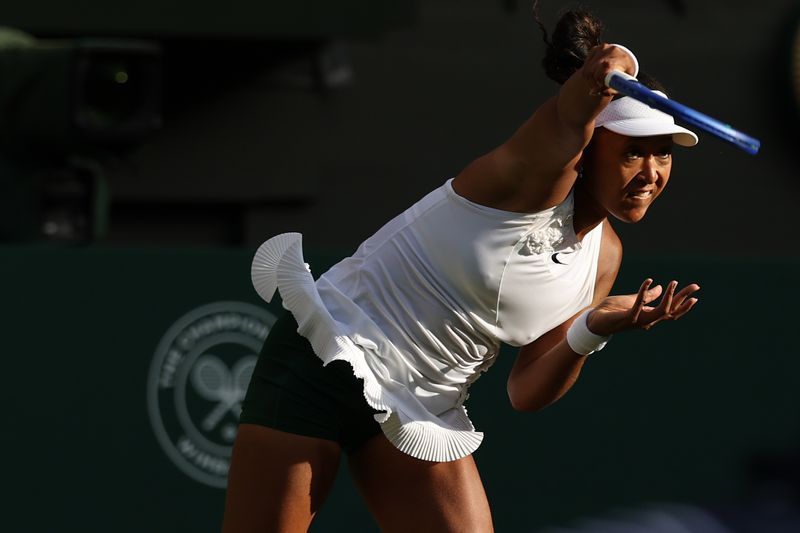 Osaka's dominant display ousts top seed Sabalenka; Djokovic advances despite discomfort