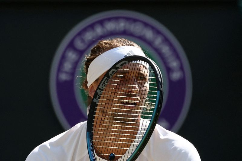 Zverev ends Fritz curse to advance to maiden Wimbledon semi-final