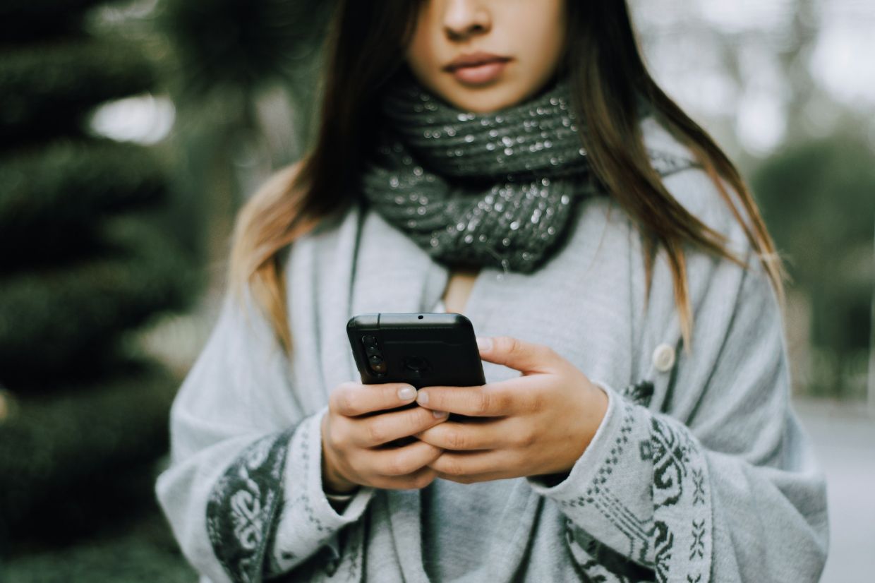 The Global Romance Scam Crisis: How Fraudsters Use AI to Exploit Lonely Hearts