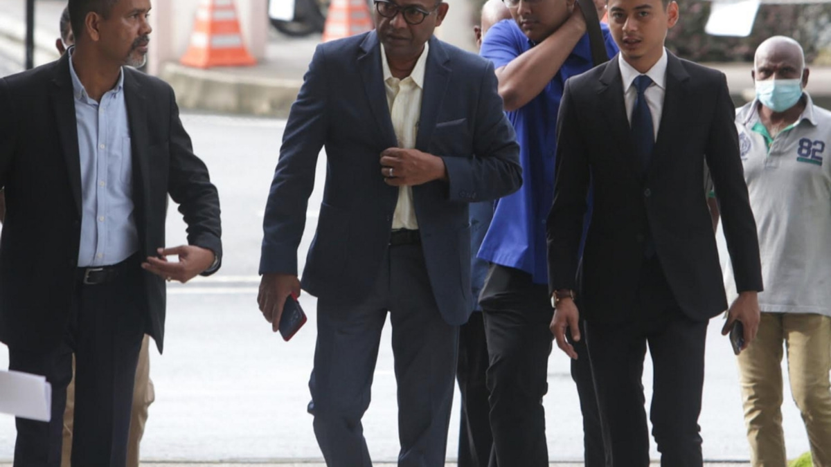 No arrest warrant issued, says son of ex-MP Abdul Azeez amid Tabung Haji RCI speculation