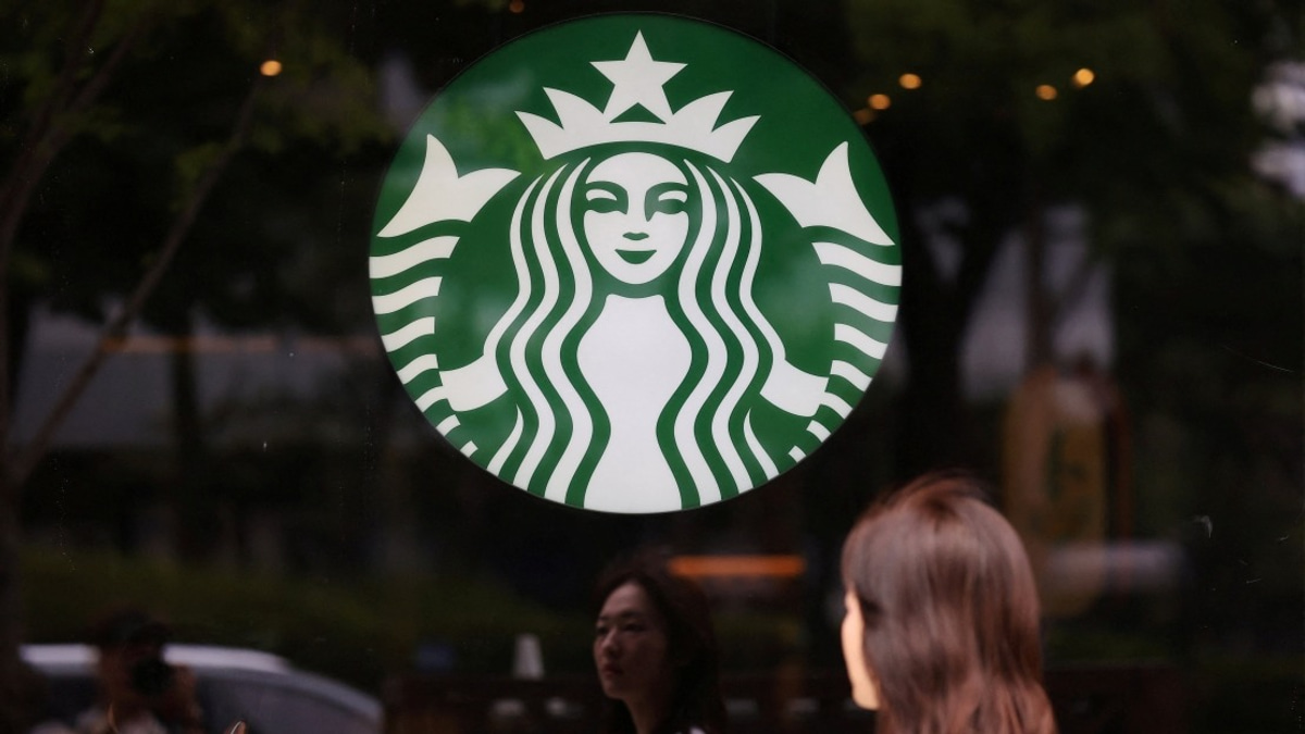 Starbucks South Korea Closes 2,000+ Outlets for Staff History Training After Gwangju Ad Blunder