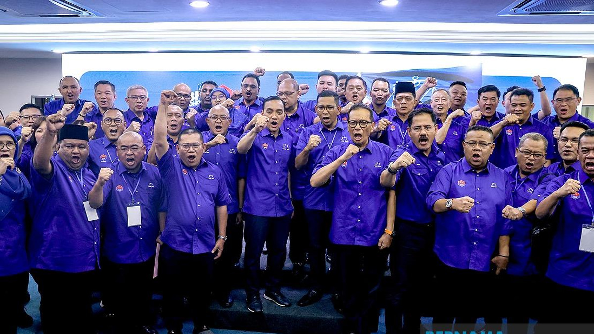 BN Unveils Johor State Election Slate with Adham Baba's Pasir Raja Return