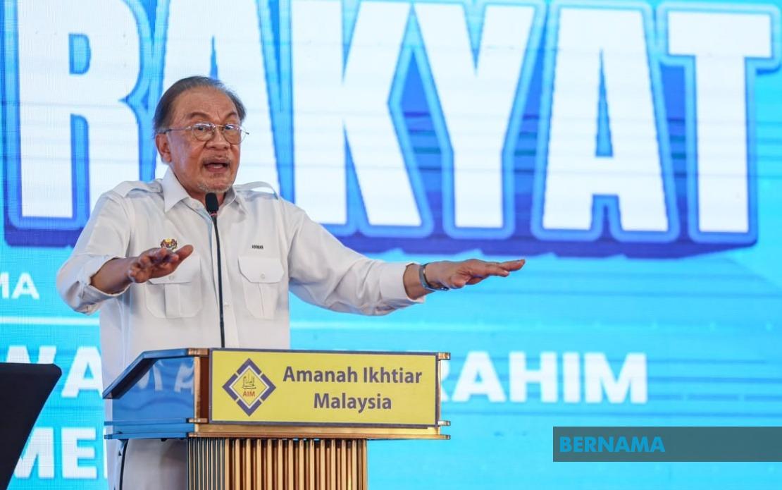 PM Anwar: Opposition Unites Against My Anti-Corruption Drive