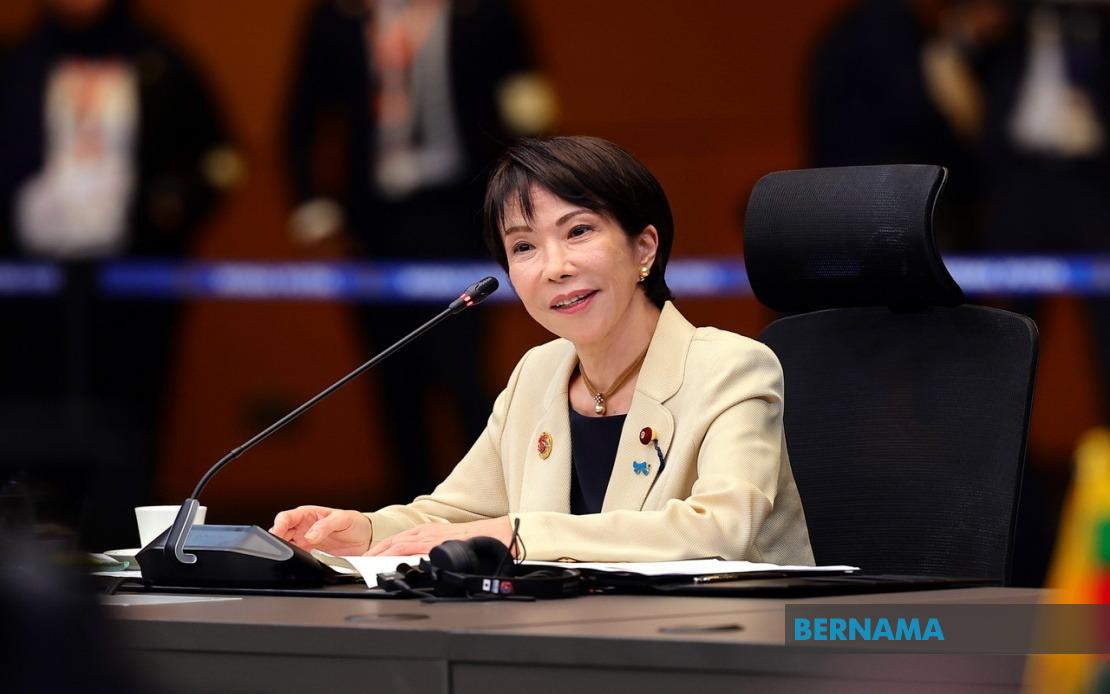 Japan's Takaichi Urges Oman to Ensure Free Passage Through Hormuz Strait