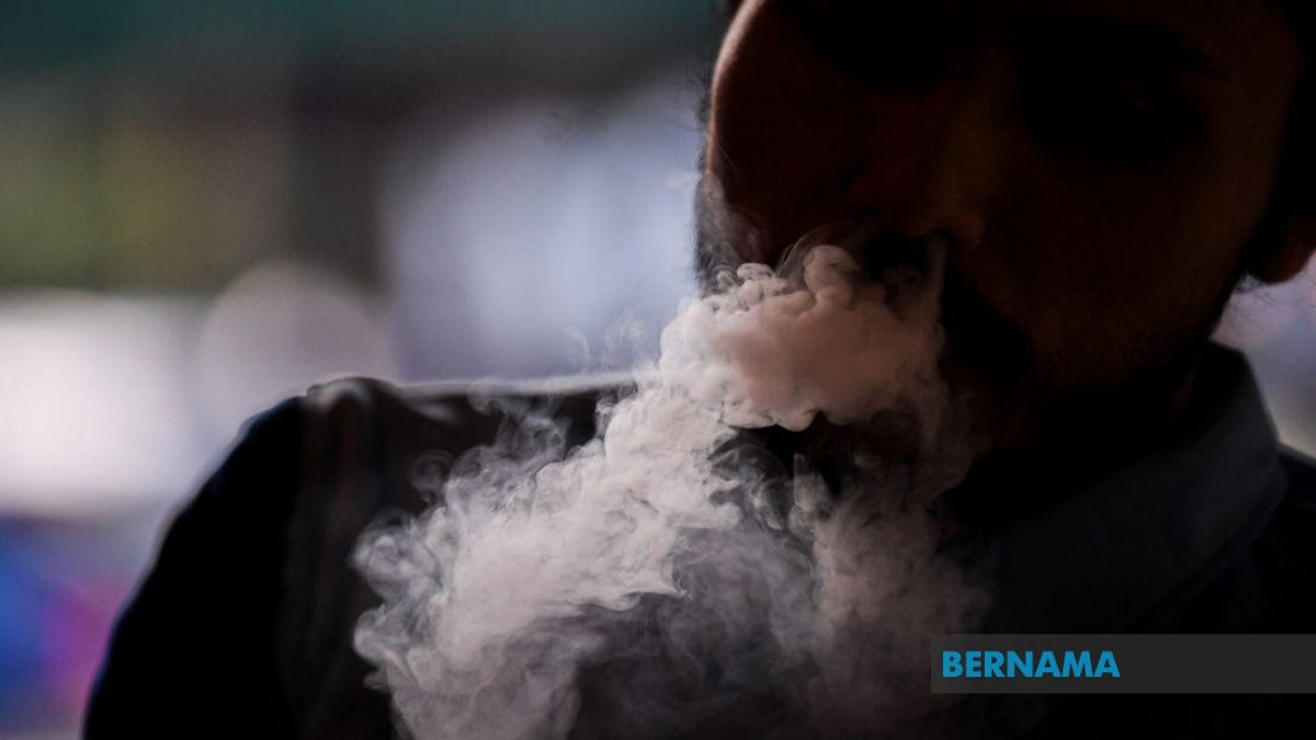 World Youth Foundation Calls for Nationwide Vape Ban Amid Drug-Laced Device Concerns