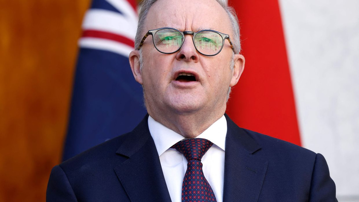 Australian PM Refuses Apology Over Japanese Leader 'Melons' Remark