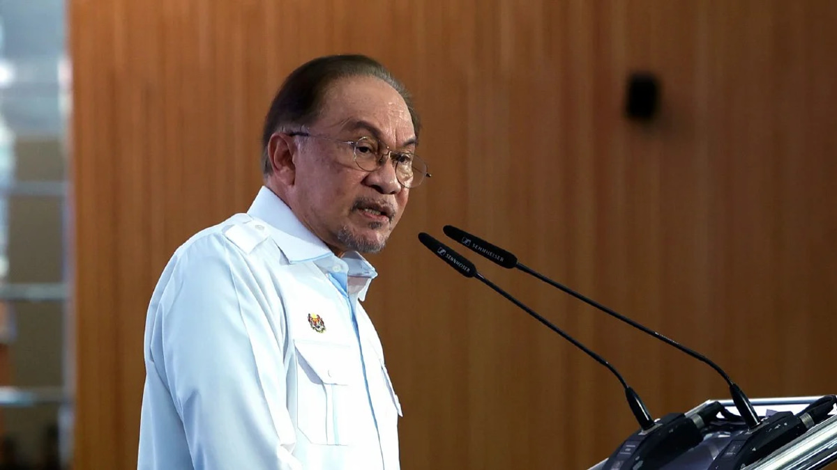 Anwar Denies Allegations of Unequal Federal Development Funding Among States