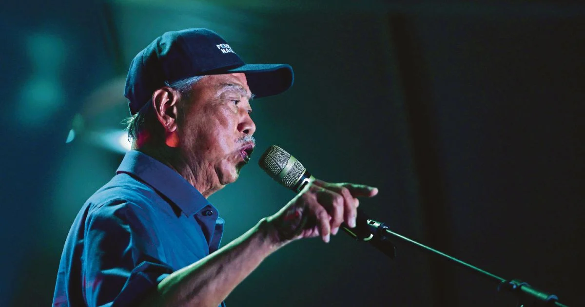 Muhyiddin Brushes Off PAS Machinery Snub in Johor State Election Campaign