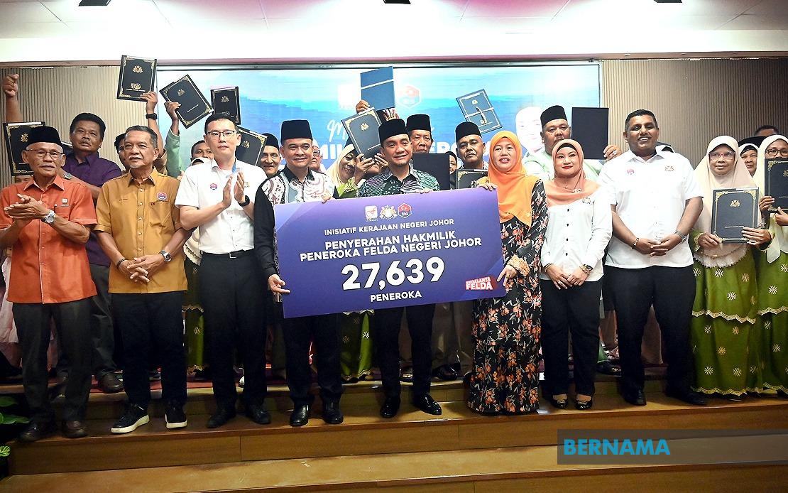 Johor Resolves 99.99% of FELDA Land Title Applications in Historic Settlement