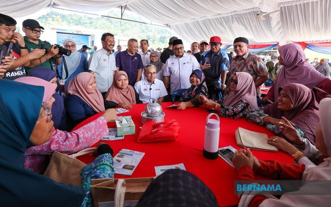 PH Defends Manifesto Launch Timing Ahead of Johor Poll