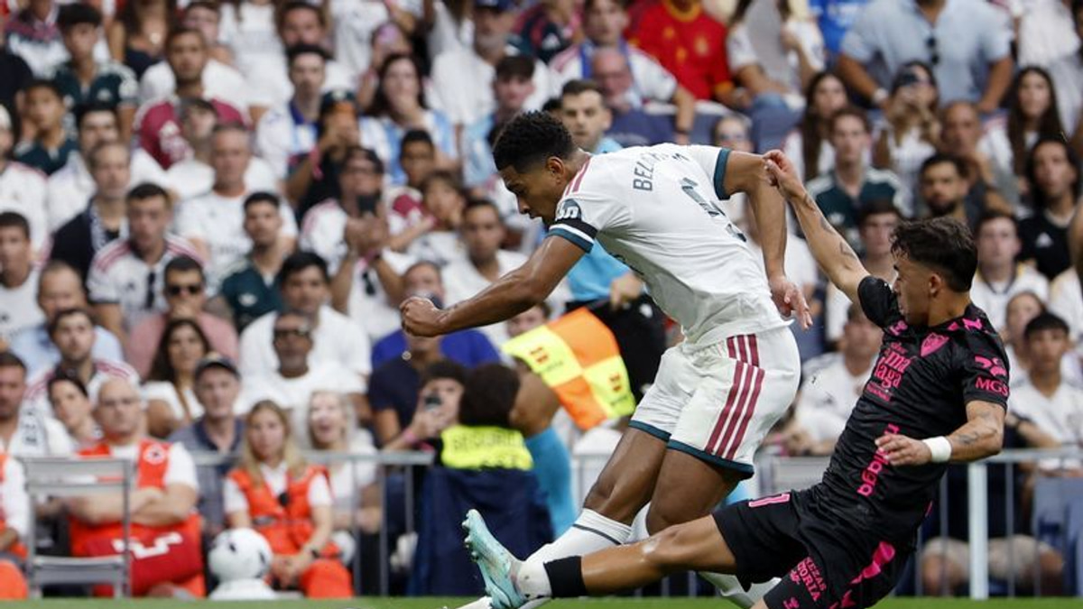 Real Madrid extend unbeaten LaLiga start with commanding victory over Malaga