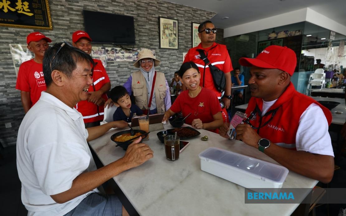 Guna Balakrishnan Ramps Up Final Campaign Drive in Layang-Layang as Johor Polls Near