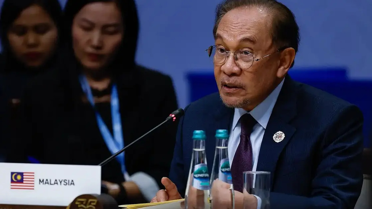 Malaysia to explore settling foreign trade in local currencies, says Anwar