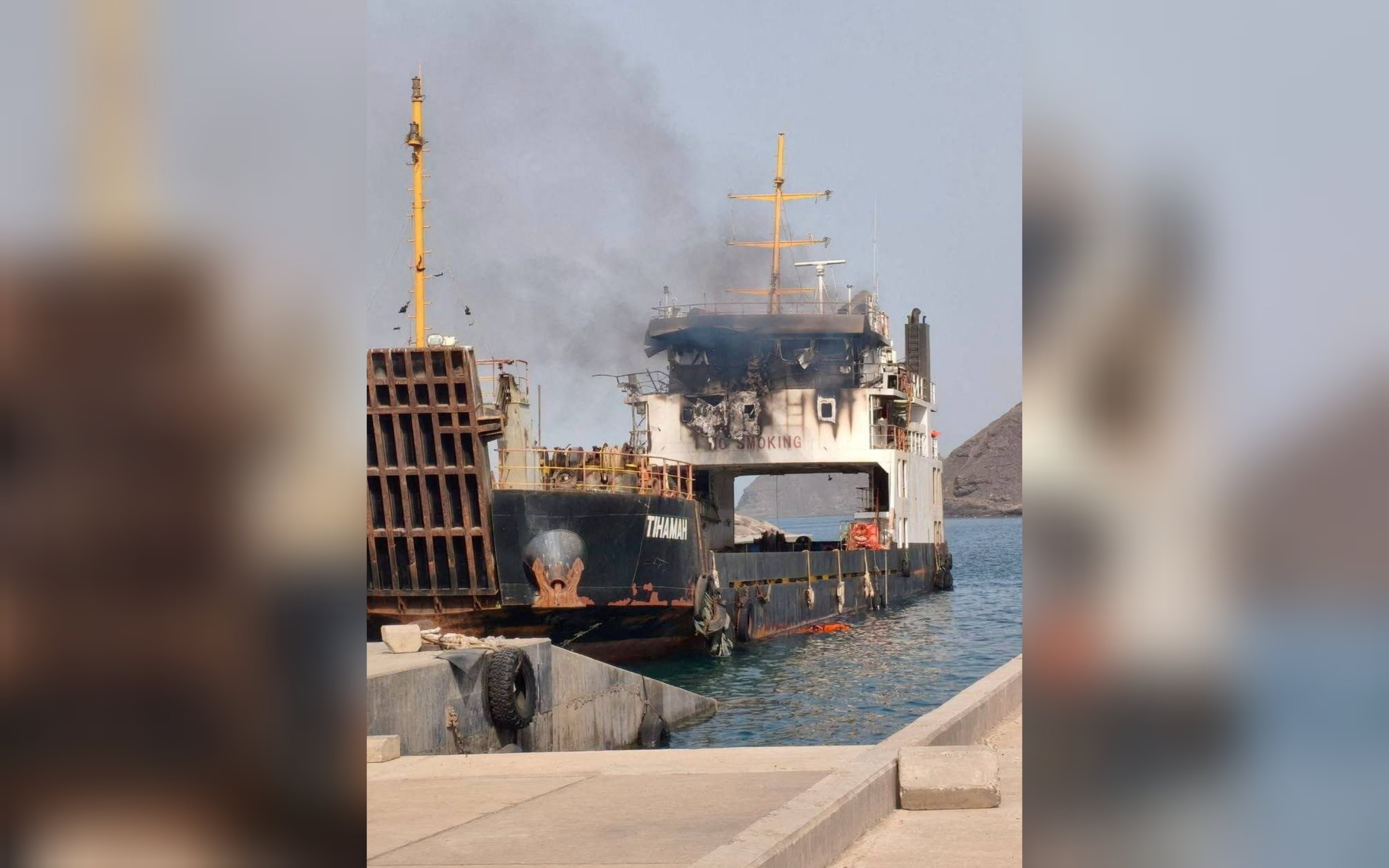 Six Killed in Houthi Missile Strike on Food Supply Vessel in Red Sea