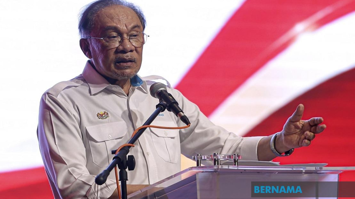 JPKK Leaders Must Uphold Integrity and Serve People Truthfully, Anwar Says