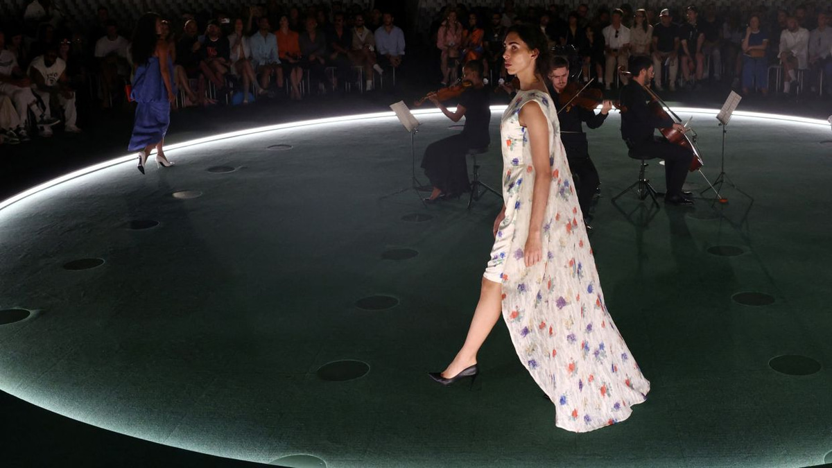 Arms Race: Why the Fashion Industry's Sleeveless Boom Is Challenging Women's Body Image