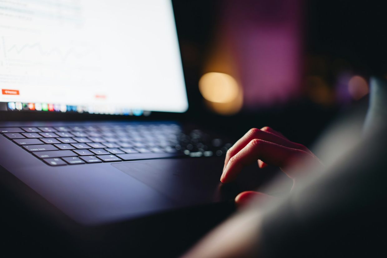 EU Parliament Deadlocked on Child Safety Rules as Online Reporting System Expires