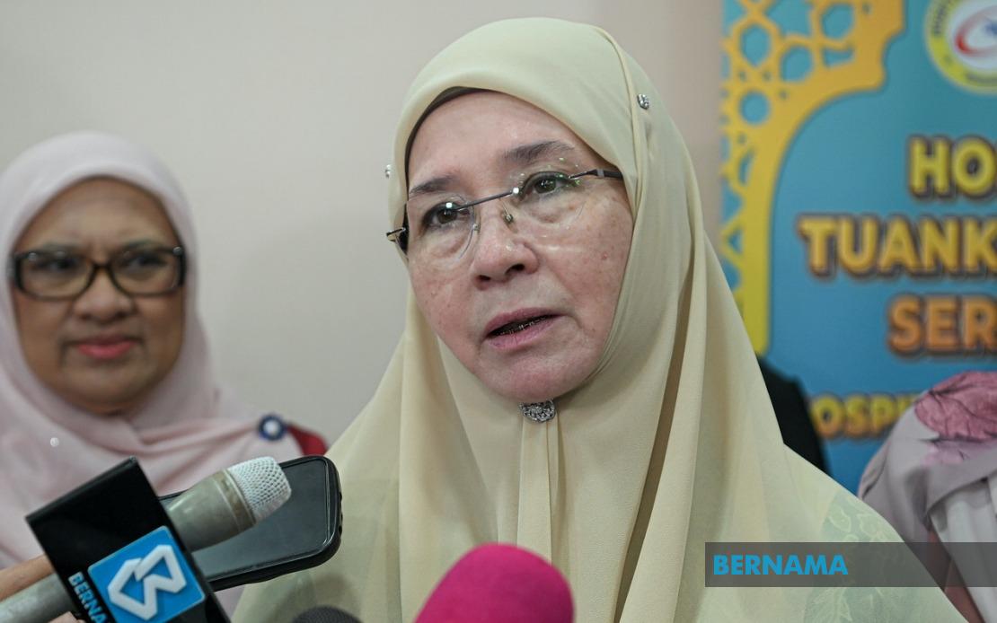 Tengku Ampuan Pahang Offers Land To Orang Asli Families In Maran Dispute
