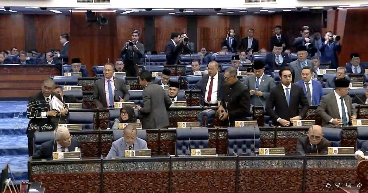 Opposition Stages Walkout Over Tabung Haji Inquiry Debate