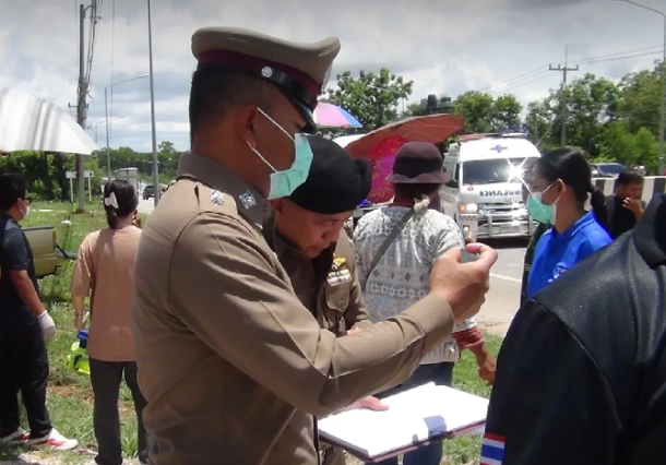 Ten monks killed as boy drives truck into Thai Buddhist procession