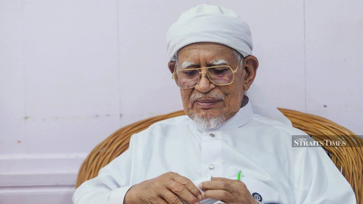 PAS Pledges to Back UMNO in Johor if Barisan Falls Short of Majority