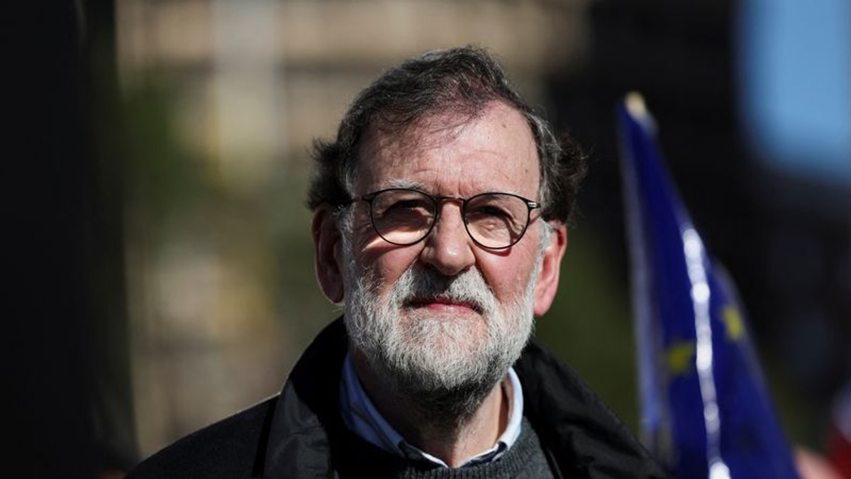 Spain's Government Apologises for Ex-PM's Remarks Questioning French Team's 'Frenchness'