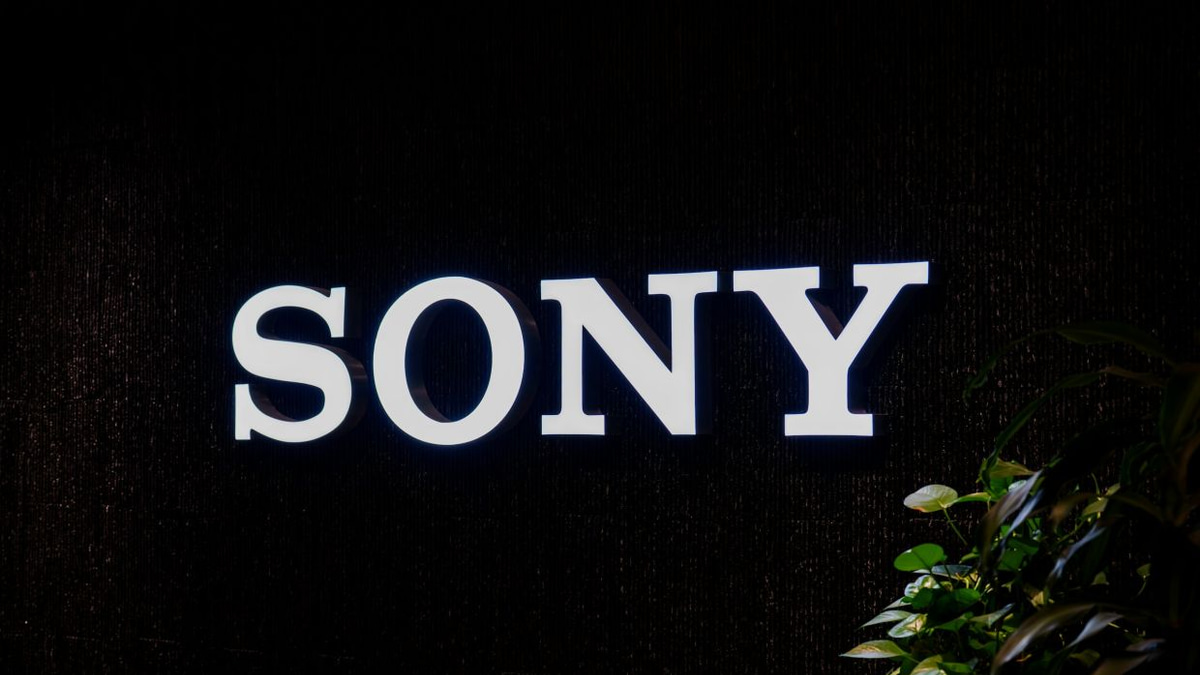 Sony's Digital-Only Game Push Sparks Mass Backlash From Collectors and Retailers