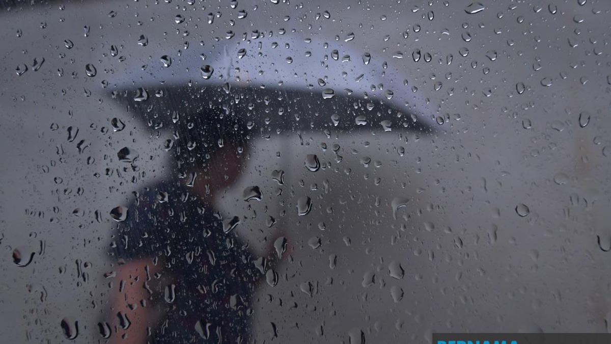 Johor Early Voters Face Morning Showers in Four Districts Ahead of State Election