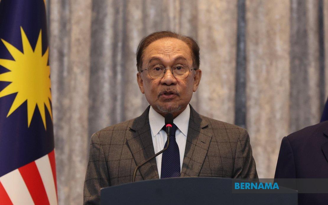 Media Must Balance Tech Adoption With Ethical Standards, Says PM Anwar