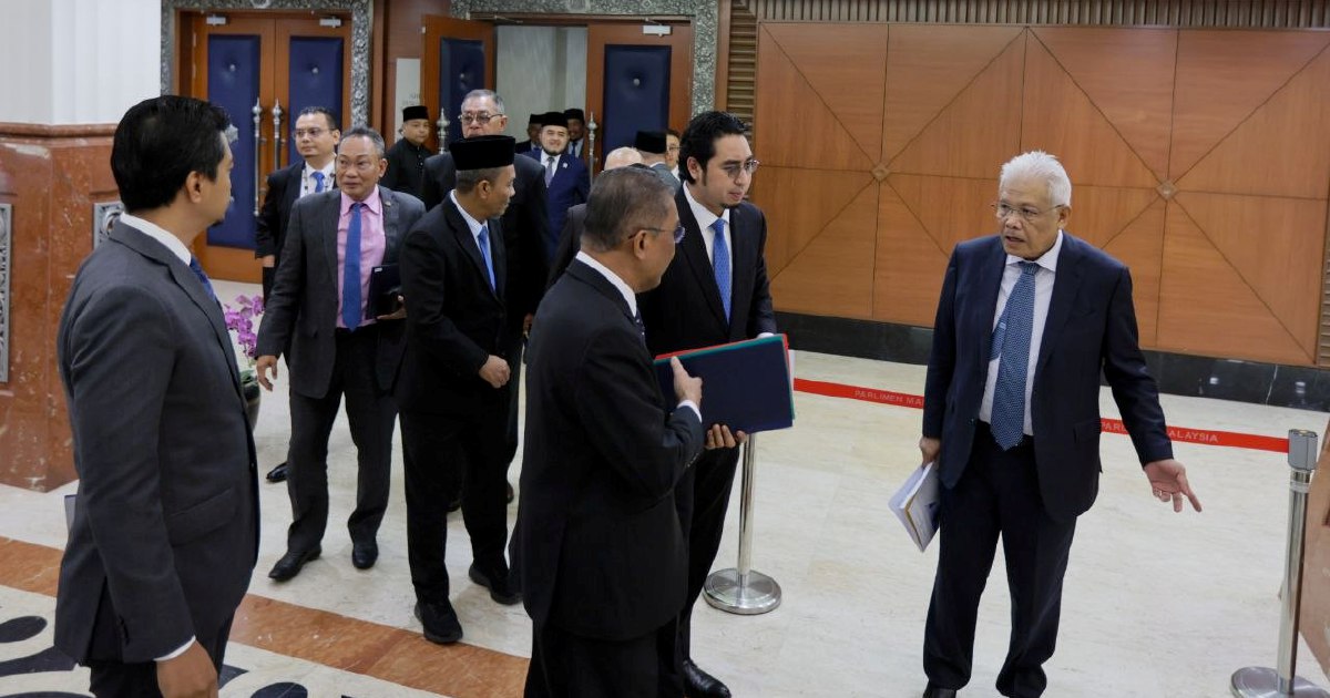 Religious Affairs Minister calls for opposition lawmakers to participate in Tabung Haji RCI debate