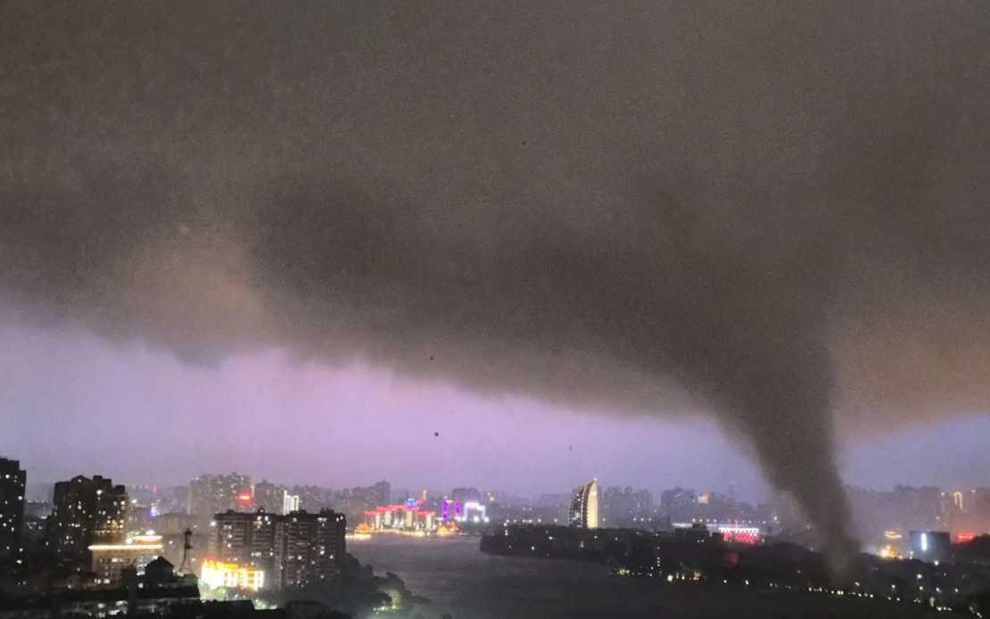 Severe Storms Leave 11 Dead, 1 Missing in Hubei Province