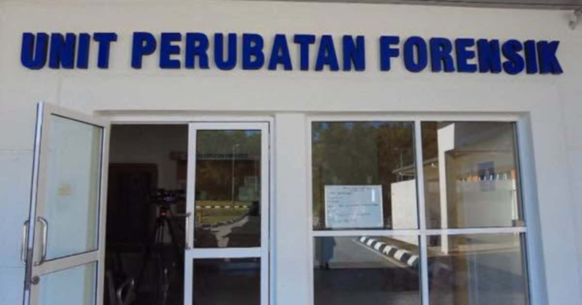 PM Anwar Extends Condolences to Bereaved Family After Student Death in Seremban
