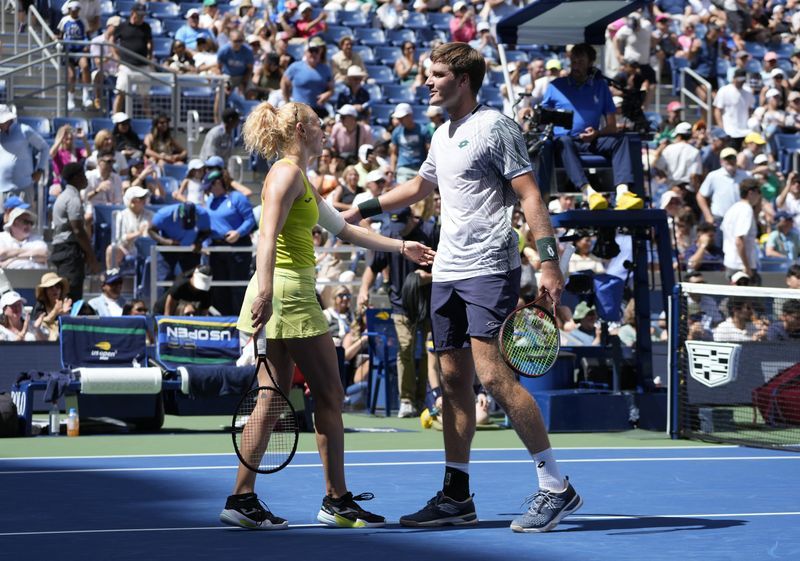 Serena Williams Returns in Triumph at US Open Mixed Doubles; Djokovic and Sabalenka Fall