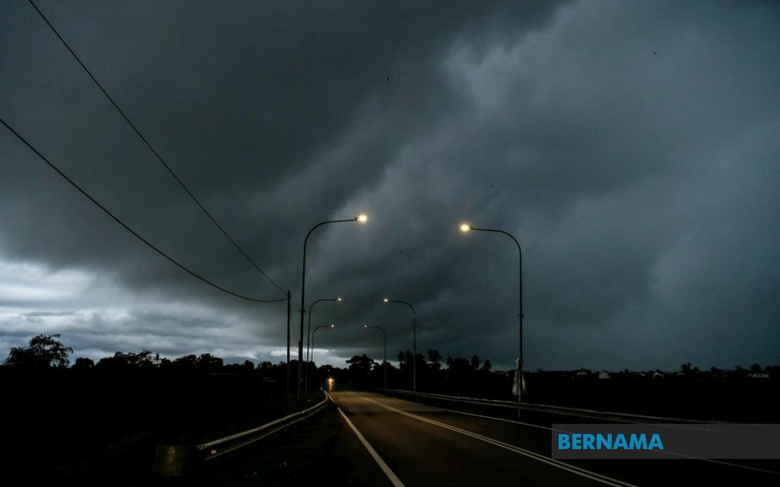 Severe Weather Alert: Thunderstorms and Heavy Rain Expected Across Nine States and Labuan