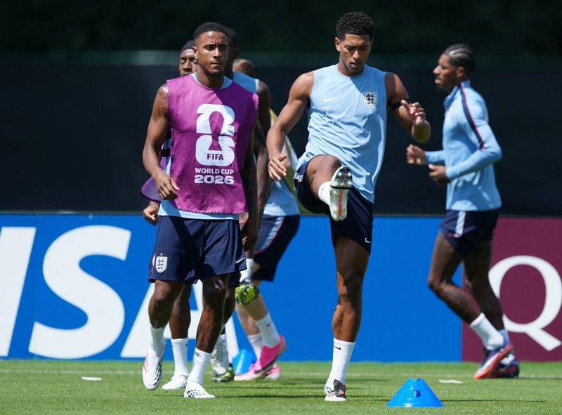 England unified and determined to silence critics before Argentina World Cup semi-final