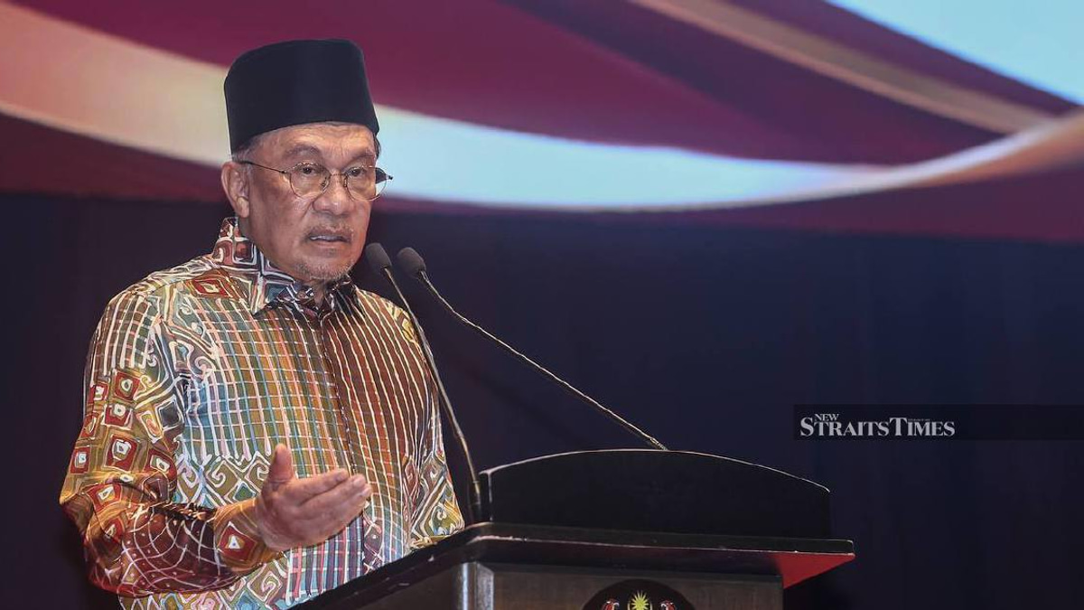 Anwar Ibrahim urges Islamic preachers to harness digital tools for wiser, wider outreach