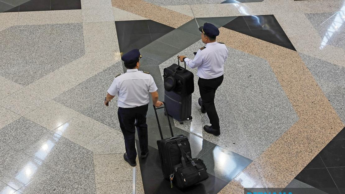 Lee Calls for KLIA Security Overhaul After Malaysian Pilot's Drug Arrest in Jakarta