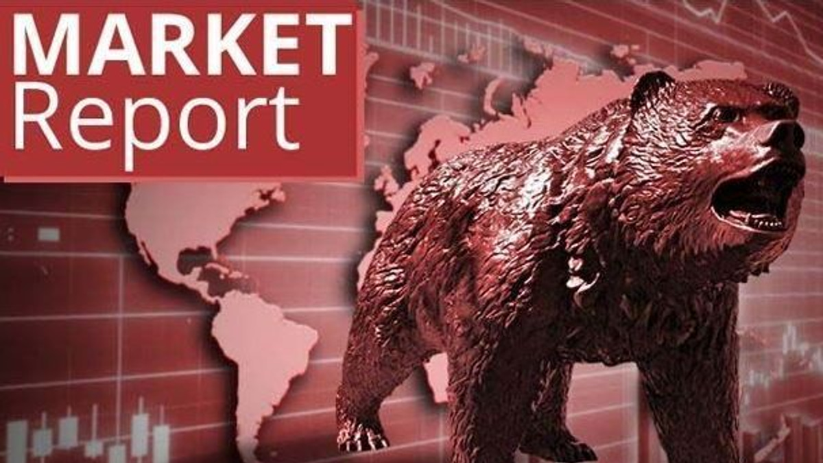 Malaysian stocks retreat as bank and plantation heavyweights weaken