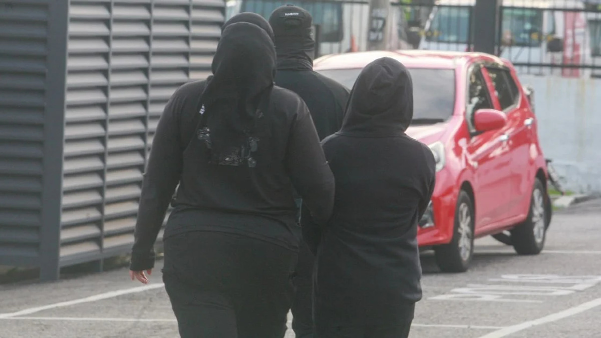 Banting Schoolgirl Faces Attempted Murder Charge Over Stabbing of Classmate