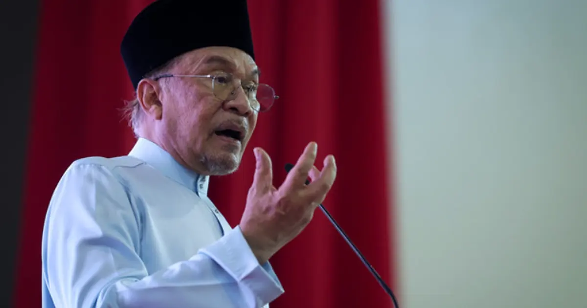 Anwar's Alliance With Umno Portrayed as Unreciprocated Service by PKR Youth