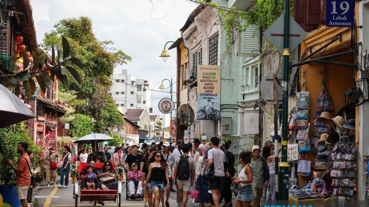 Penang To Launch Heritage Building Safety Audit After Armenian Street Collapse Injures Tourists