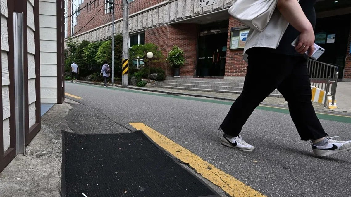 Seoul's Persistent Sewer Odour Problem Defies Easy Solutions Despite Decade-Long Efforts